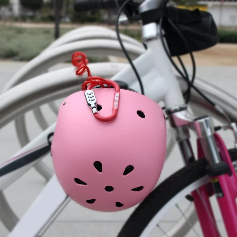 Blackstone Helmet Combo Lock with Red Reminder Cable - Image 5